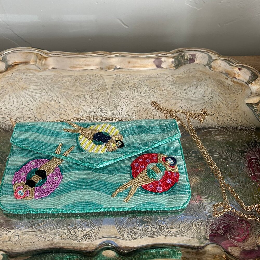 Beaded Pool Summer Clutch - Picture 3 of 3